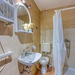 Gæstehus Bacva With Pool Višnjan