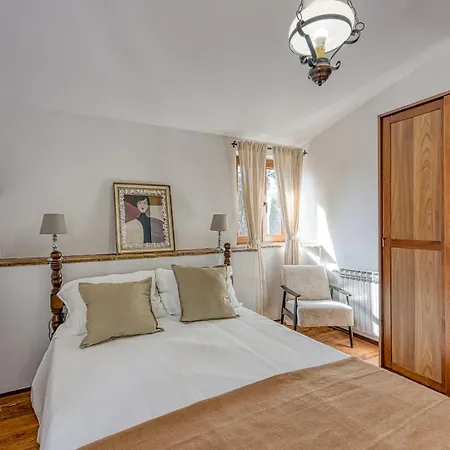 Bacva With Pool Guest house