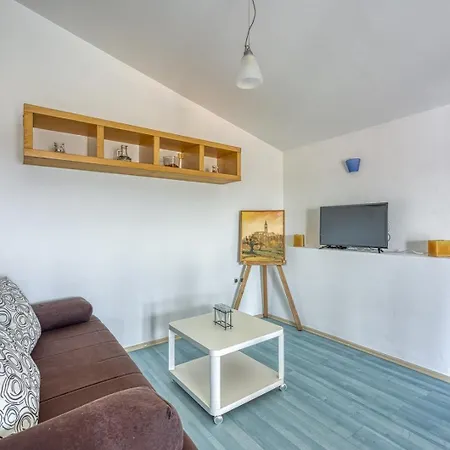 Bacva With Pool Guest house