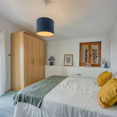 Pensjonat Bacva With Pool Višnjan