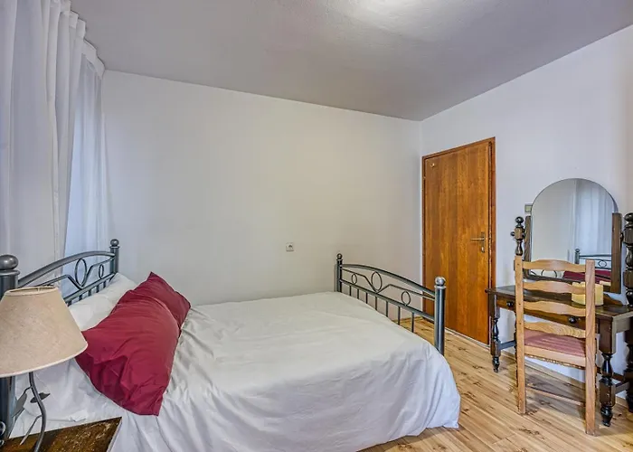 게스트하우스 Bacva With Pool